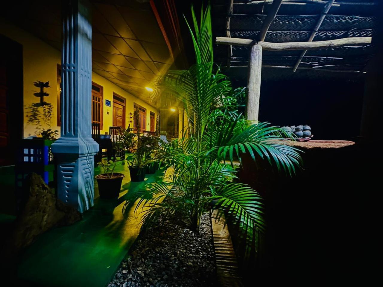 Dambulla Kings Inn Exterior photo
